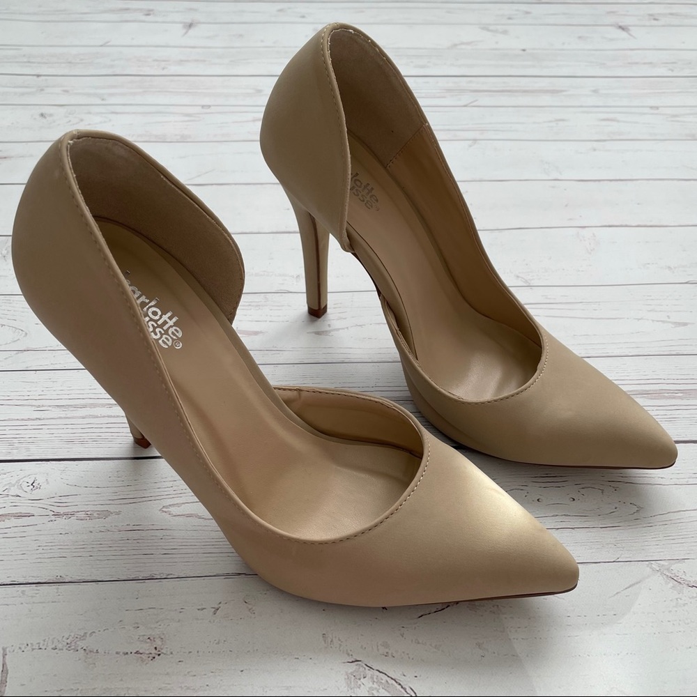 Charlotte Russe Nude pumps